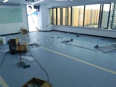 海门塑胶地板（PVC地胶）选购、铺设与安装全指南